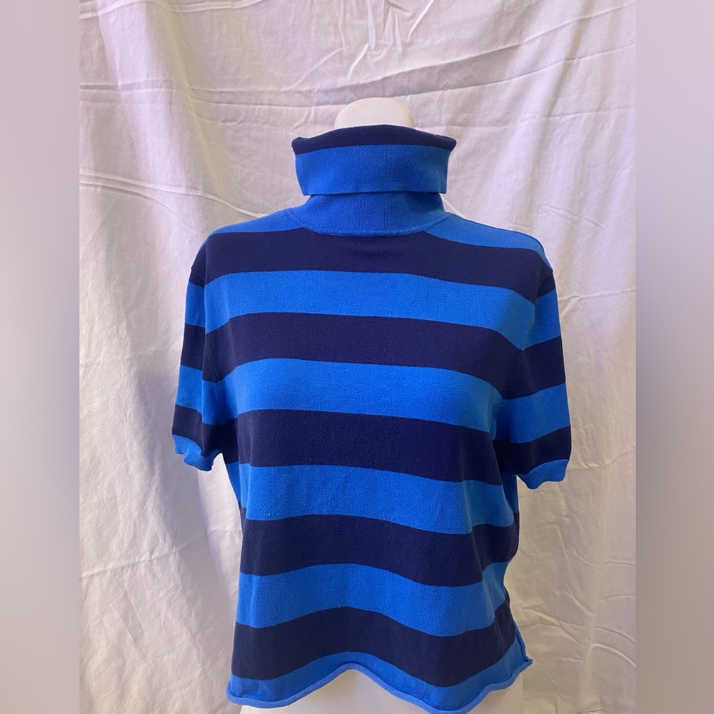 Blue and black turtle neck Short sleeve